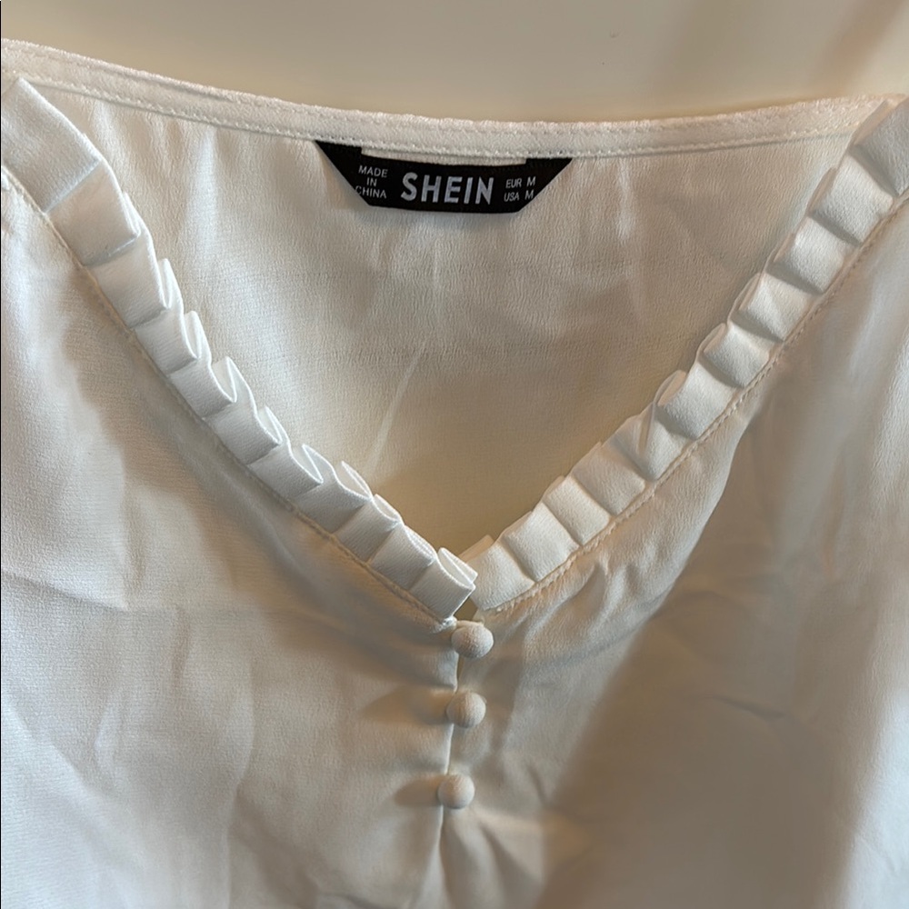 SHEIN White Buttoned Fitted Camisole - Picture 3 of 3